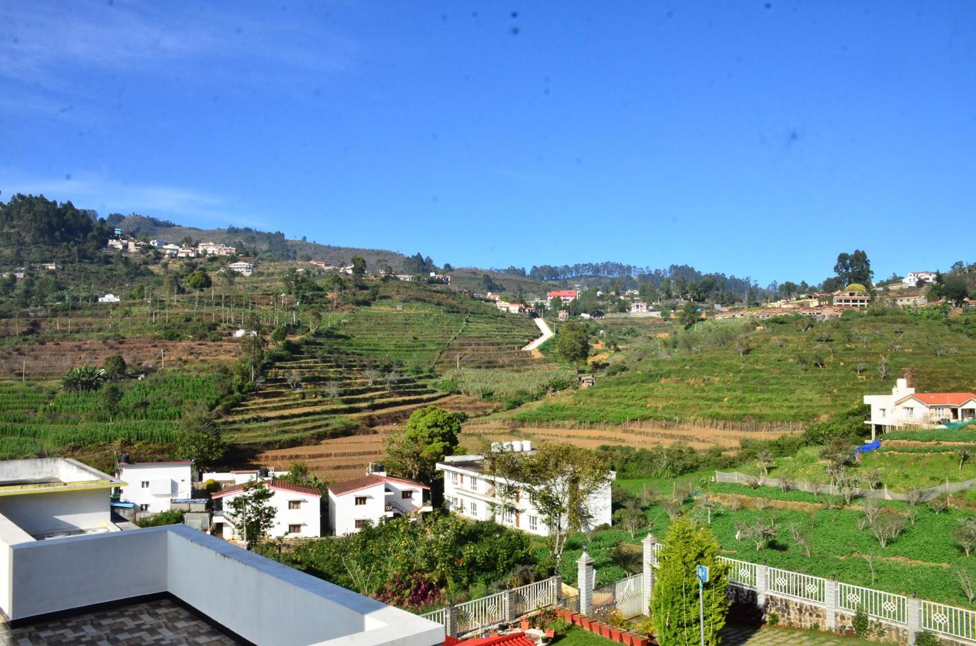 Dusk & Dawn Villa Kodaikanal Buitenkant foto